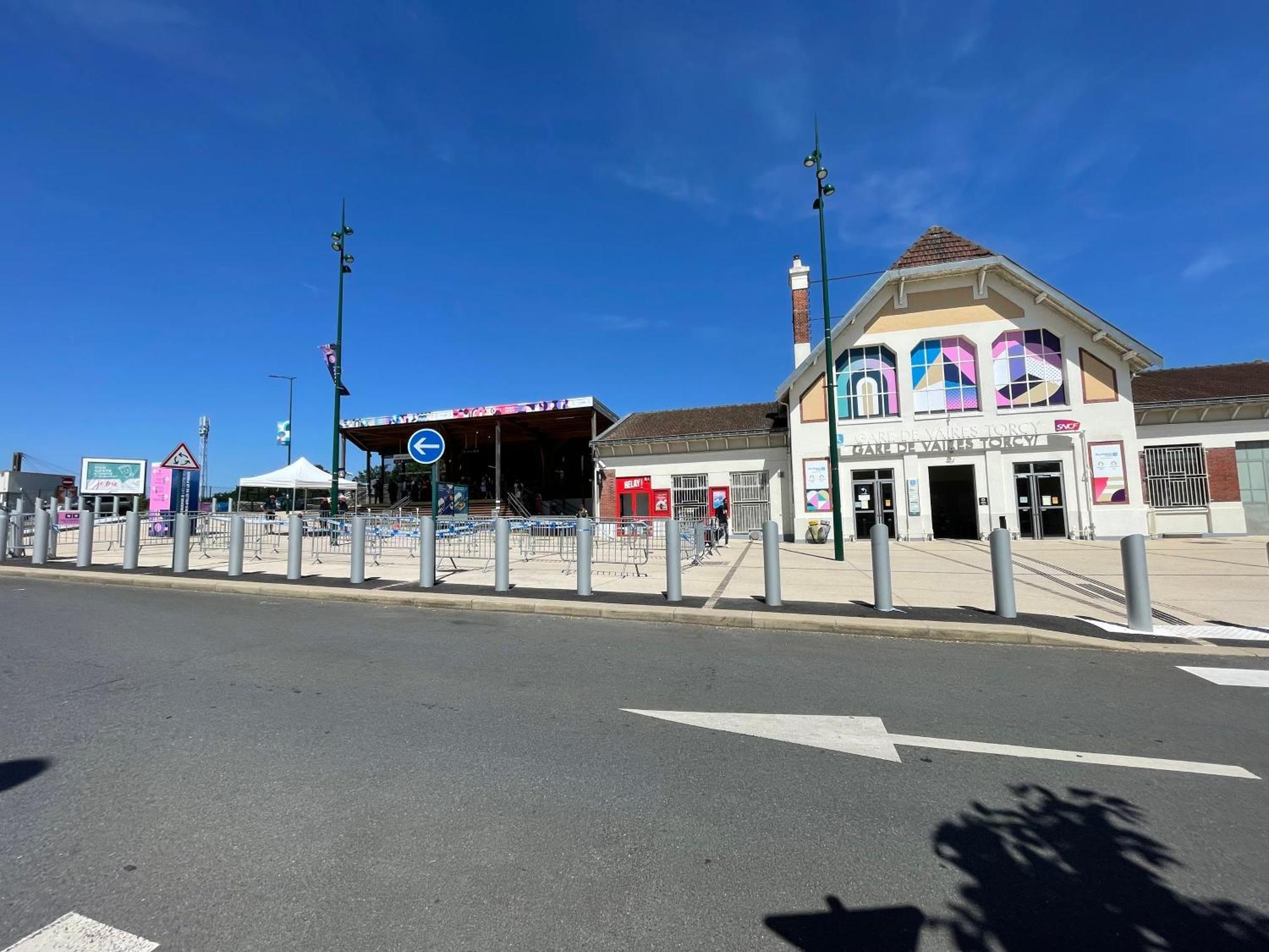 Chambre Climatisee, Entre Paris Disneyland, Au Coeur Des Jeux Olympiques Canoe-Kayak, Vaires-sur-Marne Eksteriør billede